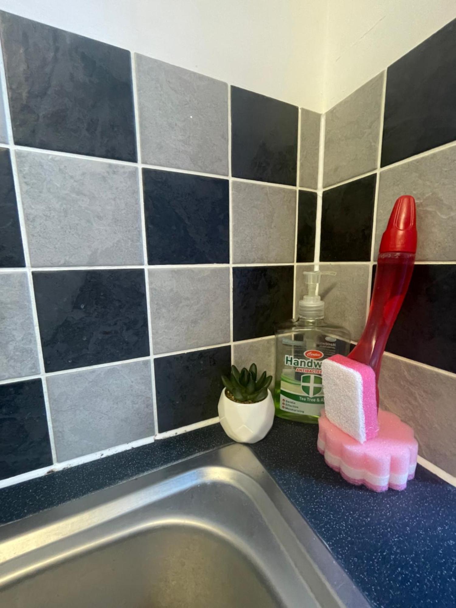 Cosy Centre Flat Apartment *